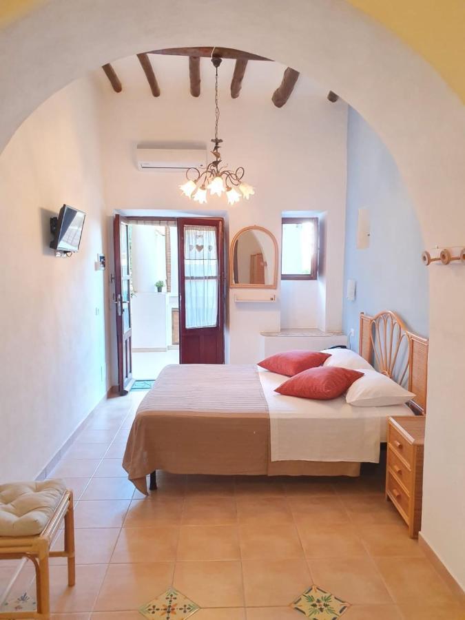 B&B La Goletta Di Salina Santa Marina Salina Extérieur photo